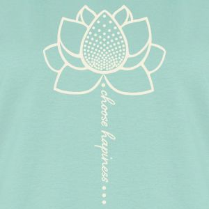 soft-vibes-pure-joy-der-lotus-in-sanftem-creme-kombiniert-mit-choose-happiness-perfekt-fuer-einen-quiet-luxury-look-auf-dunklen-stoffen-dein